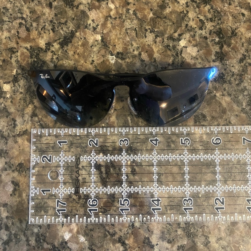 Ray-Ban Dark Frame Sunglasses - Picture 16 of 16